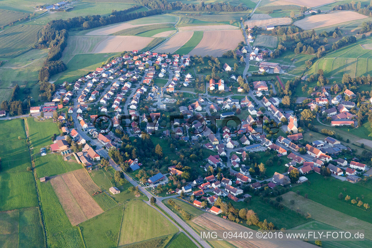 Vue aérienne de Dans le quartier Aach-Linz à Pfullendorf dans le département Bade-Wurtemberg, Allemagne