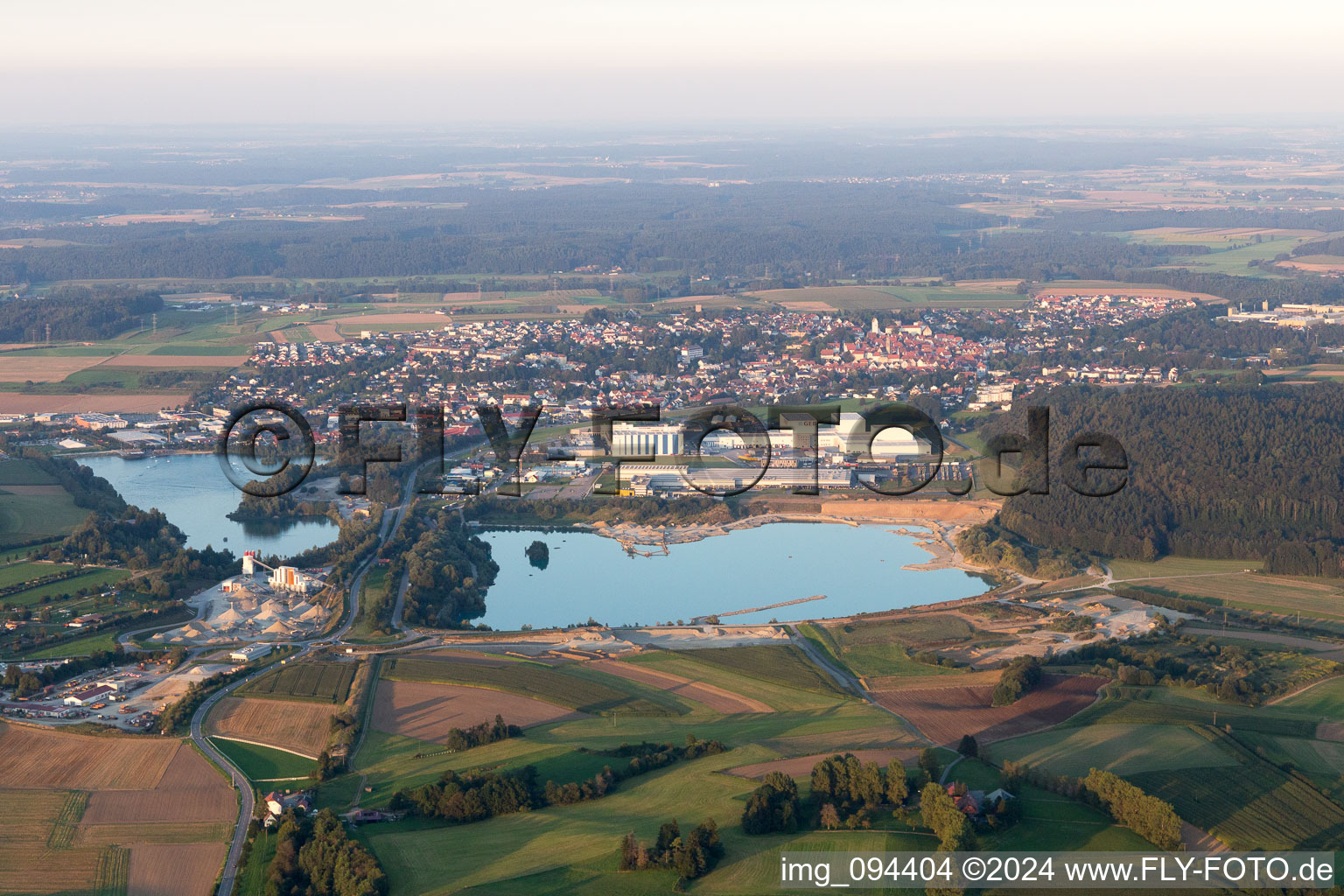 Vue aérienne de Gravière Pfullendorf-Tautenbronn à Pfullendorf dans le département Bade-Wurtemberg, Allemagne