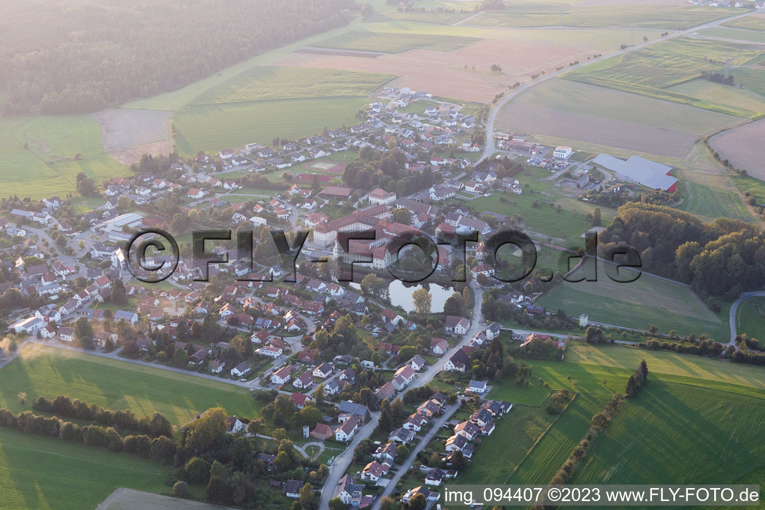Vue aérienne de Monastère Wald à Wald dans le département Bade-Wurtemberg, Allemagne