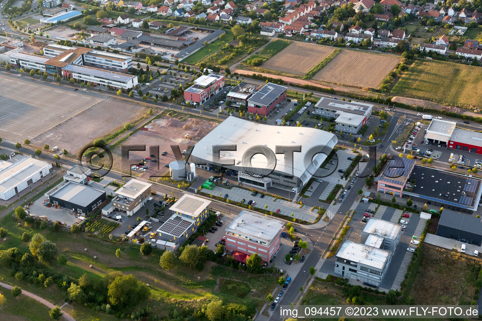 Photographie aérienne de Quartier Queichheim in Landau in der Pfalz dans le département Rhénanie-Palatinat, Allemagne