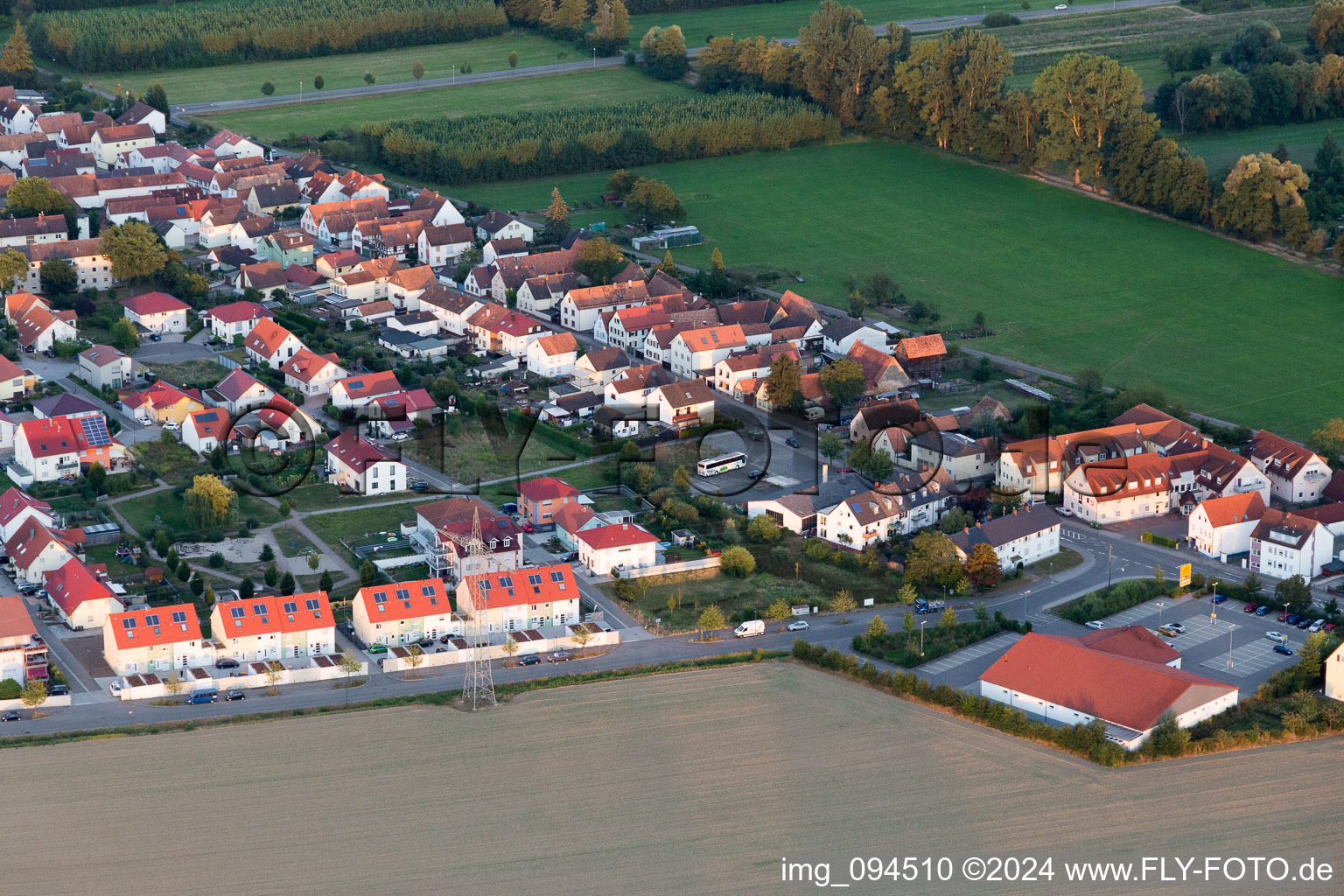 Vue aérienne de Kandel dans le département Rhénanie-Palatinat, Allemagne