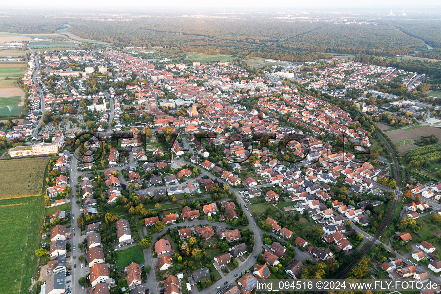 Kandel dans le département Rhénanie-Palatinat, Allemagne depuis l'avion