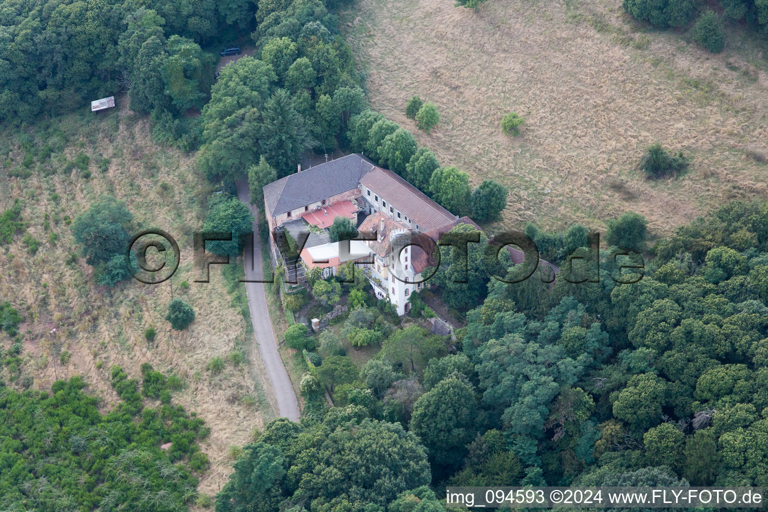 Vue oblique de Leinsweiler dans le département Rhénanie-Palatinat, Allemagne