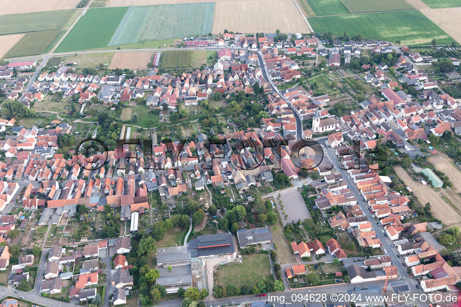 Quartier Ottersheim in Ottersheim bei Landau dans le département Rhénanie-Palatinat, Allemagne vu d'un drone