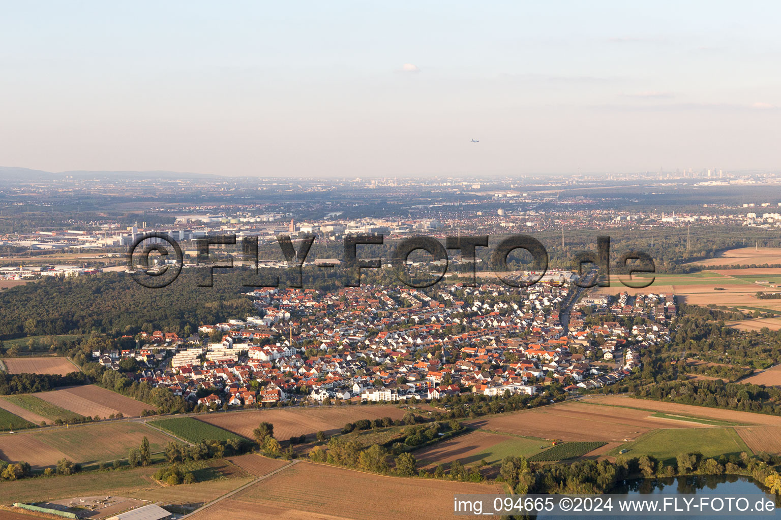 Photographie aérienne de Astheim dans le département Hesse, Allemagne