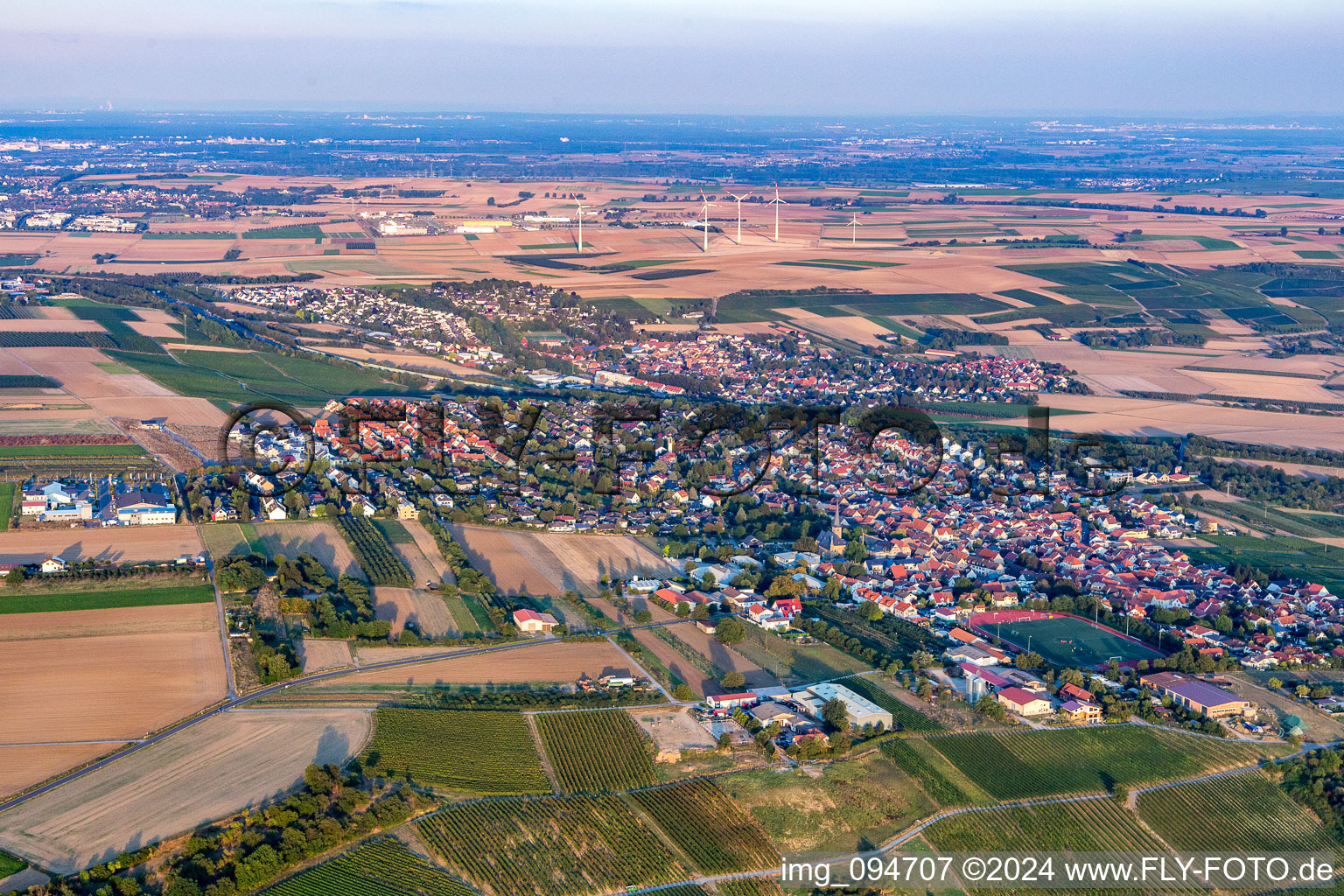 Vue aérienne de Ober-Olm dans le département Rhénanie-Palatinat, Allemagne