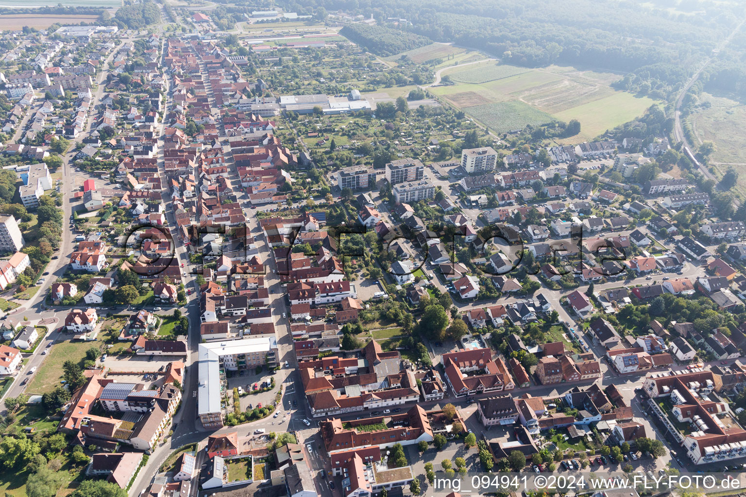 Kandel dans le département Rhénanie-Palatinat, Allemagne depuis l'avion