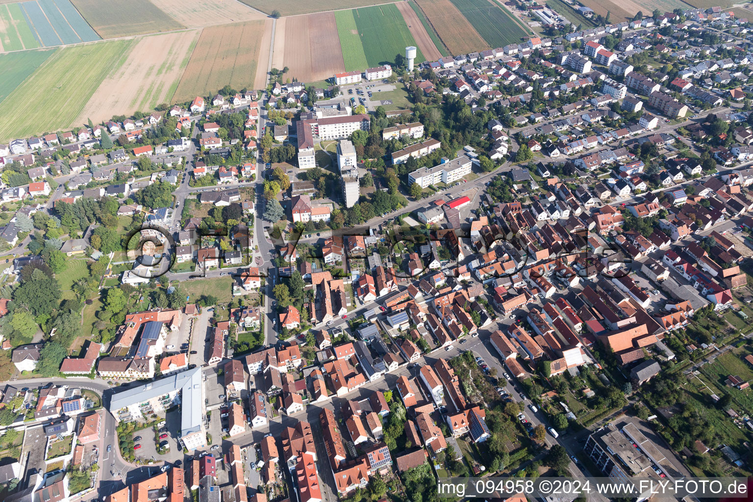 Enregistrement par drone de Kandel dans le département Rhénanie-Palatinat, Allemagne