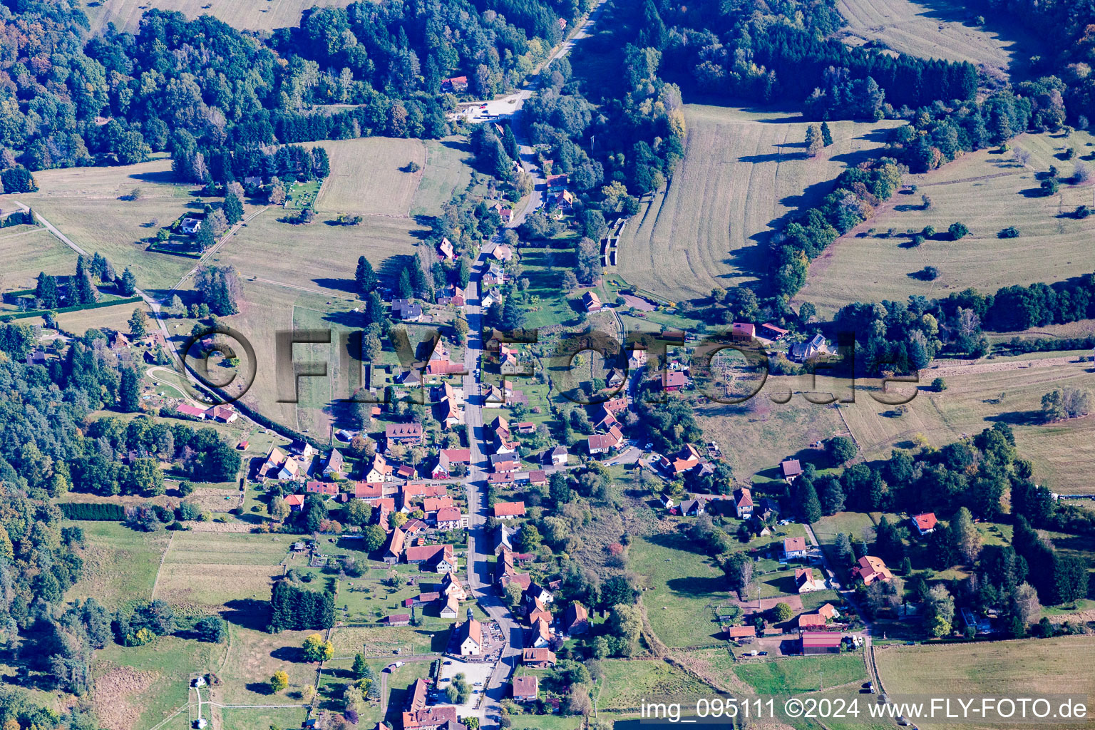 Obersteinbach dans le département Bas Rhin, France d'en haut