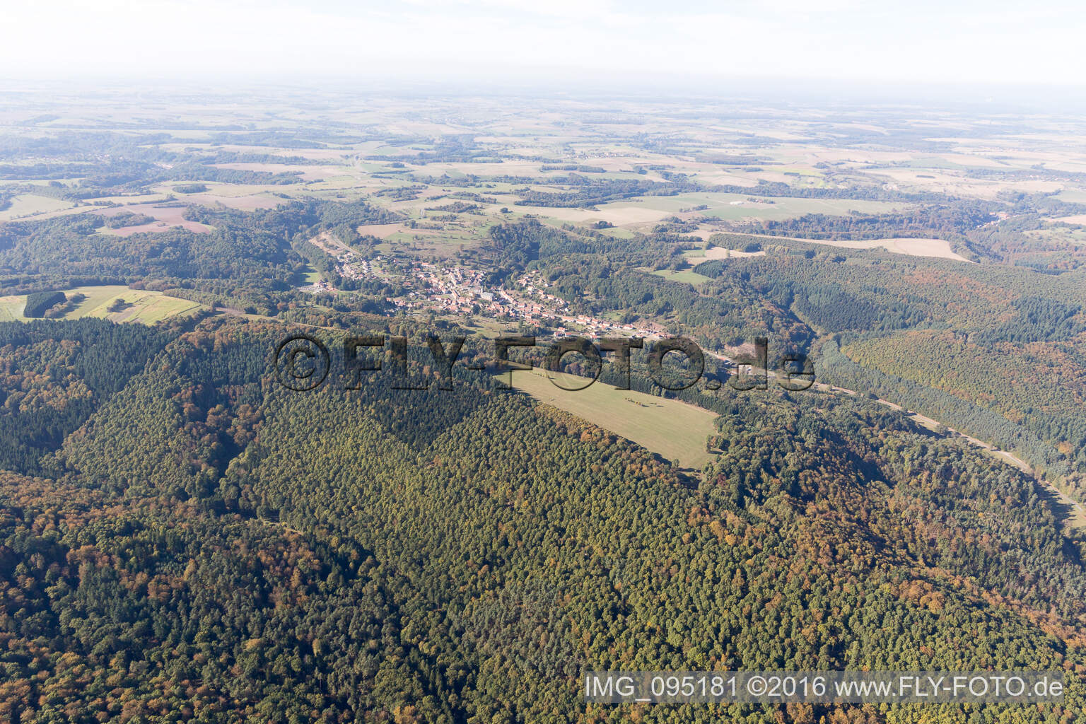 Vue aérienne de Schorbach dans le département Moselle, France