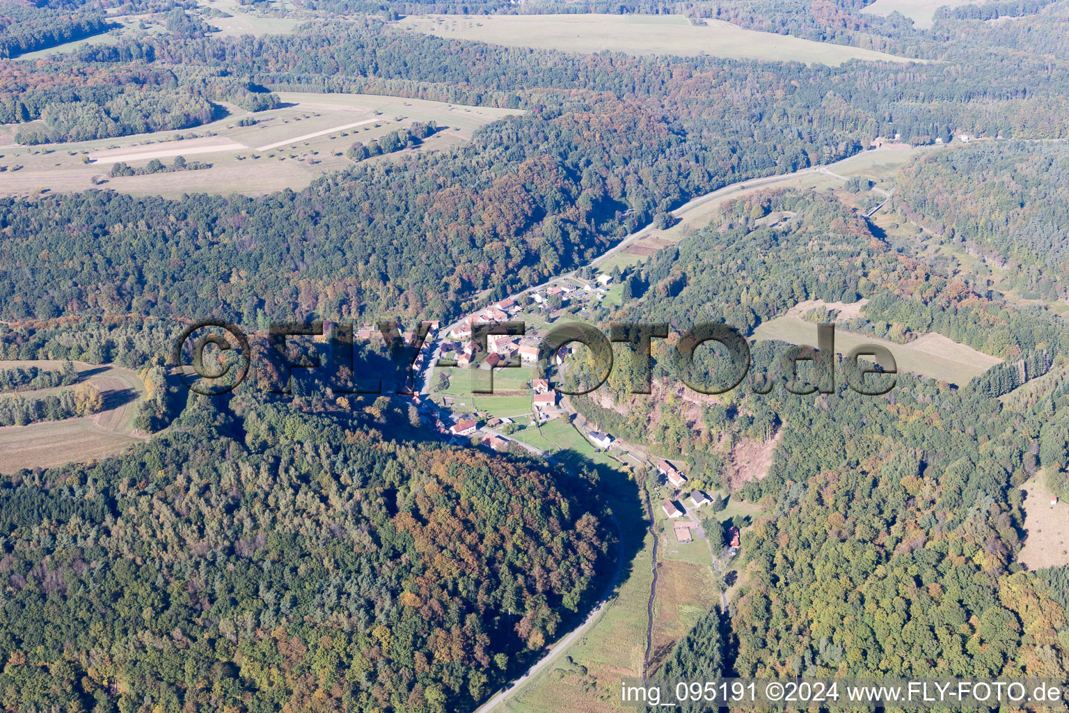 Vue aérienne de Bousseviller dans le département Moselle, France