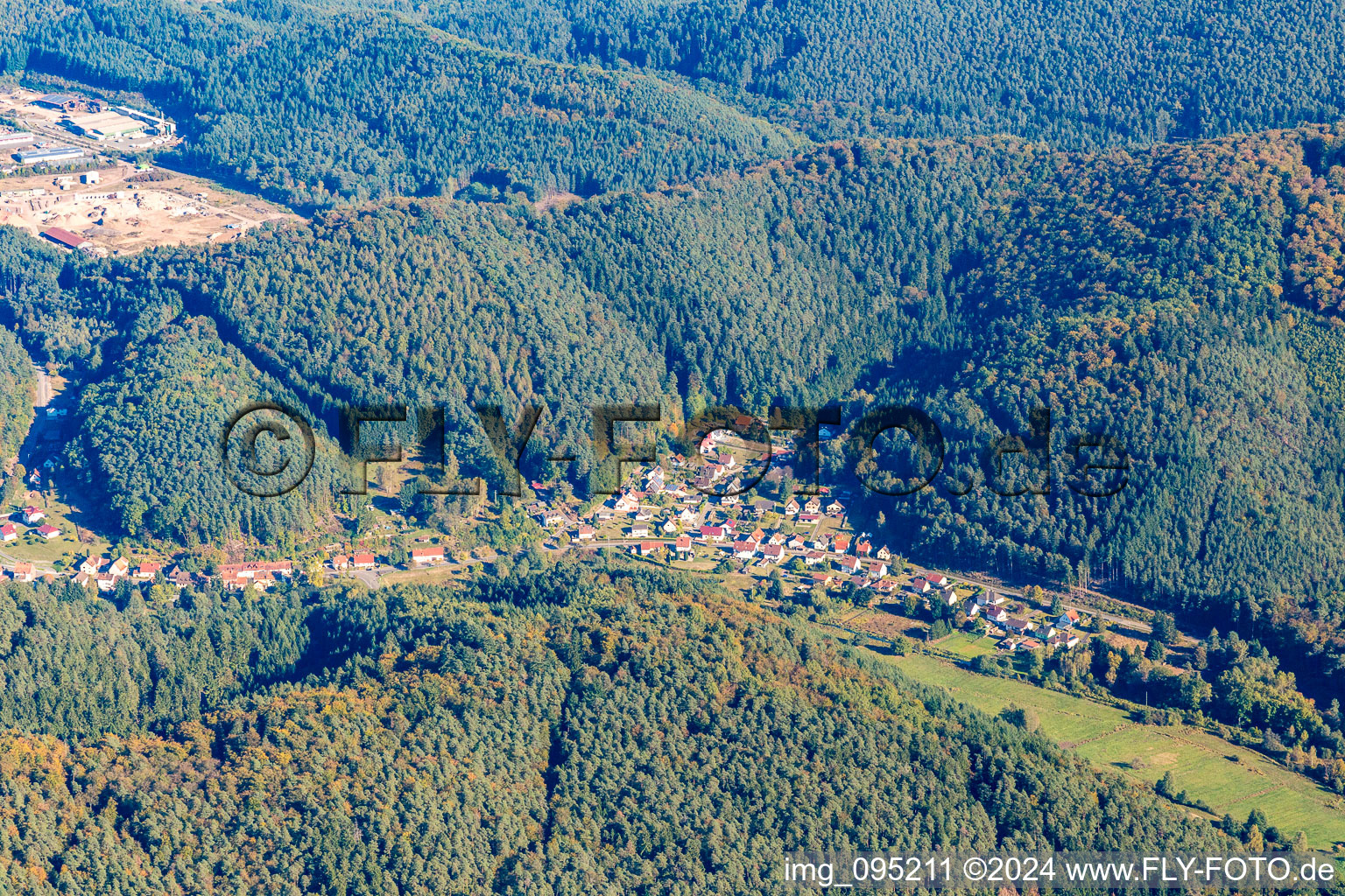 Vue aérienne de Quartier Salzwoog in Lemberg dans le département Rhénanie-Palatinat, Allemagne