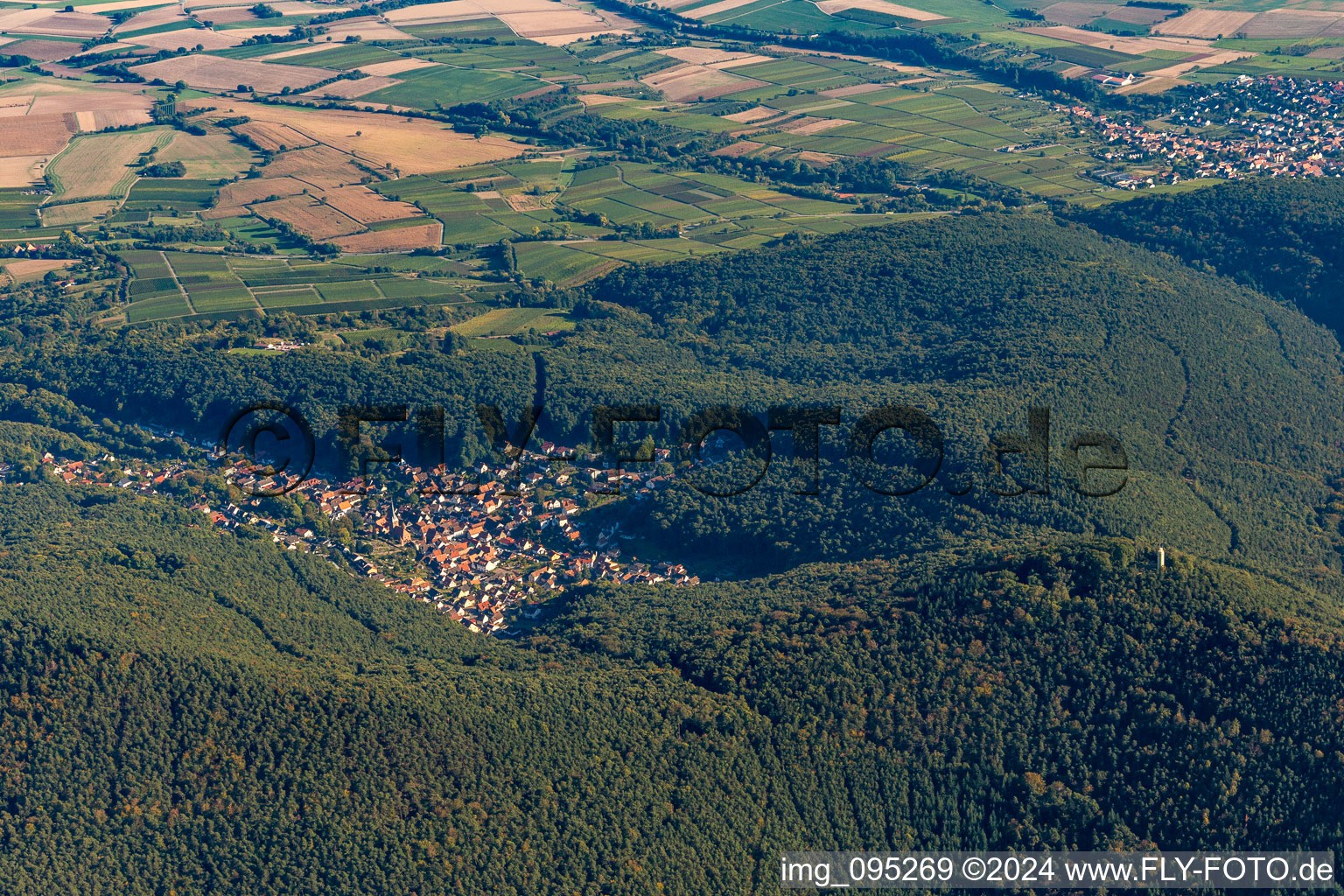 Photographie aérienne de Dörrenbach dans le département Rhénanie-Palatinat, Allemagne