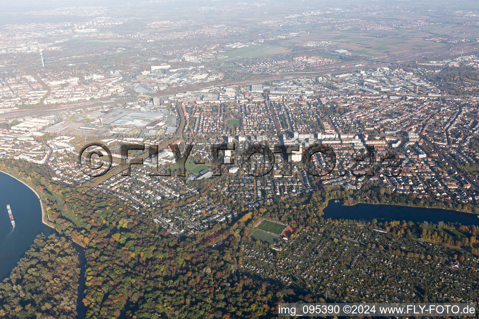 Vue aérienne de MA Lindenhof à le quartier Lindenhof in Mannheim dans le département Bade-Wurtemberg, Allemagne