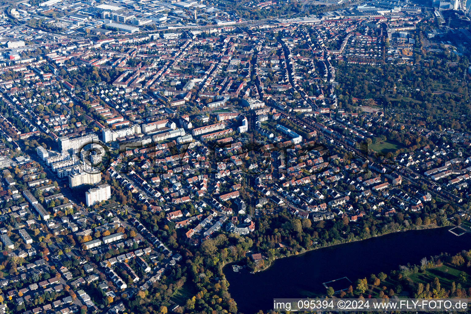 Vue aérienne de Quartier Niederfeld in Mannheim dans le département Bade-Wurtemberg, Allemagne