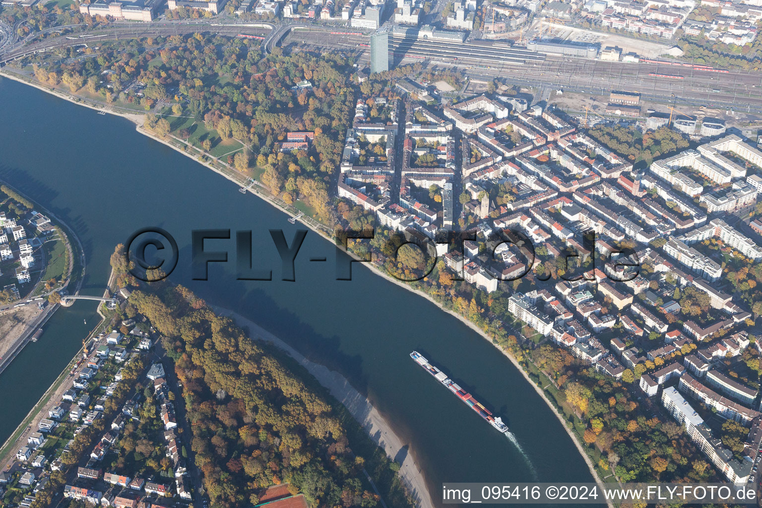 Vue aérienne de Stéphanie banque à le quartier Lindenhof in Mannheim dans le département Bade-Wurtemberg, Allemagne