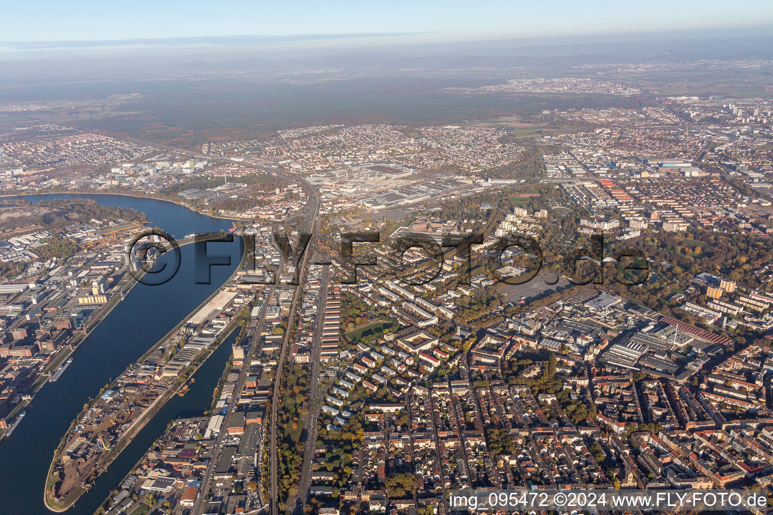 Vue aérienne de Quartier du Vieux Rhin dans l'agglomération du district de Neckarstadt-Ouest à le quartier Neckarstadt-Ost in Mannheim dans le département Bade-Wurtemberg, Allemagne