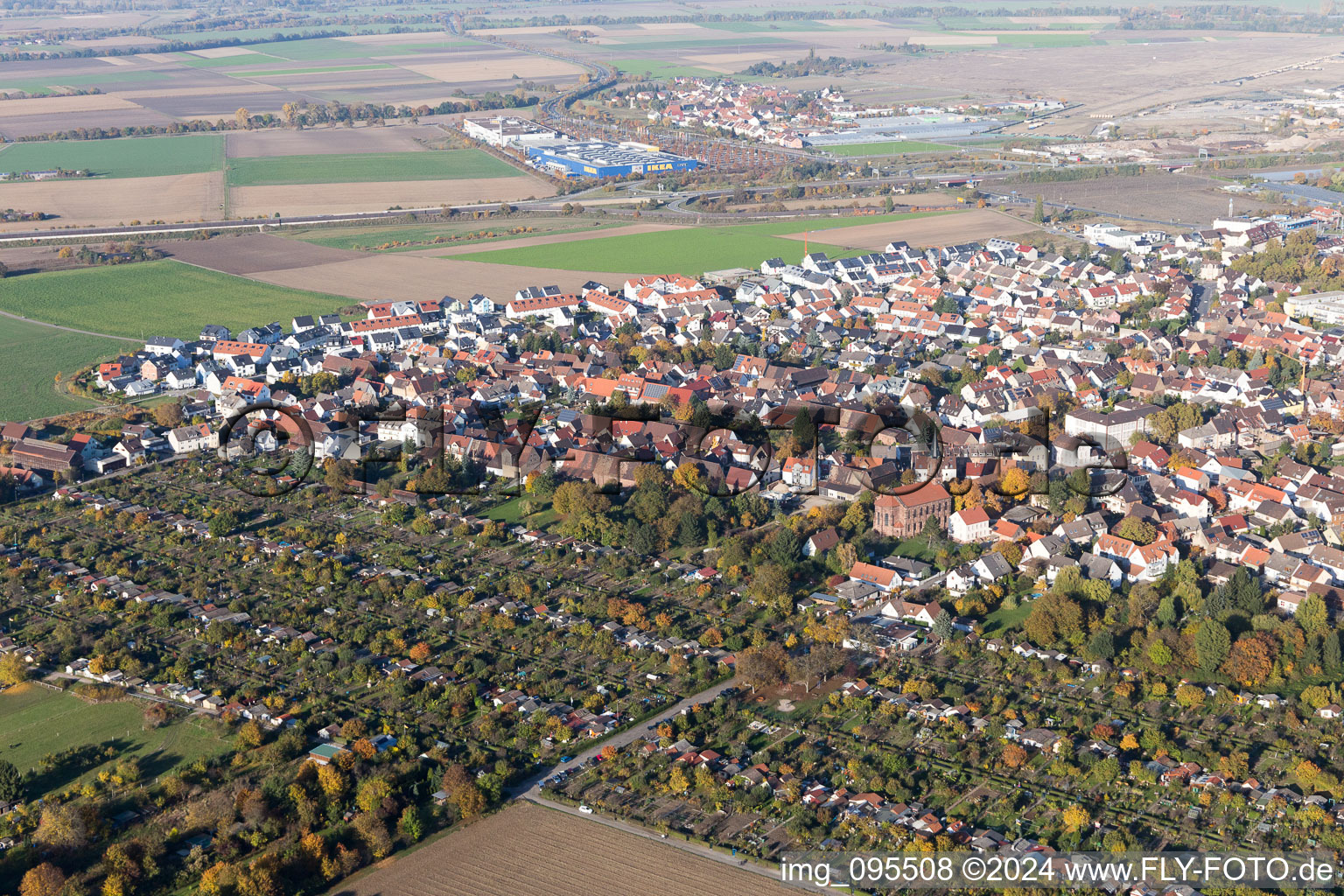 Quartier Sandhofen in Mannheim dans le département Bade-Wurtemberg, Allemagne d'en haut