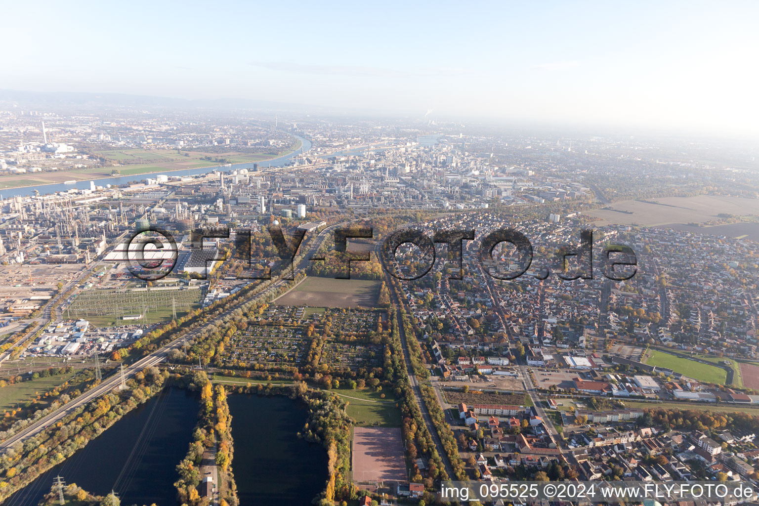 Enregistrement par drone de Quartier BASF in Ludwigshafen am Rhein dans le département Rhénanie-Palatinat, Allemagne