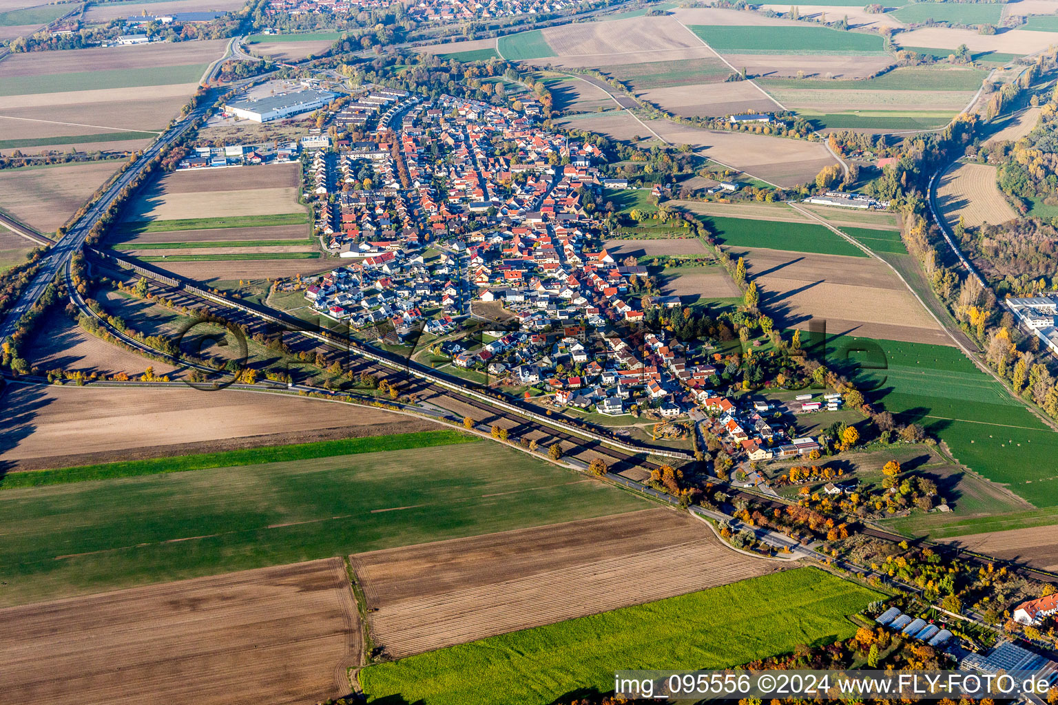 Vue aérienne de Quartier Studernheim in Frankenthal dans le département Rhénanie-Palatinat, Allemagne