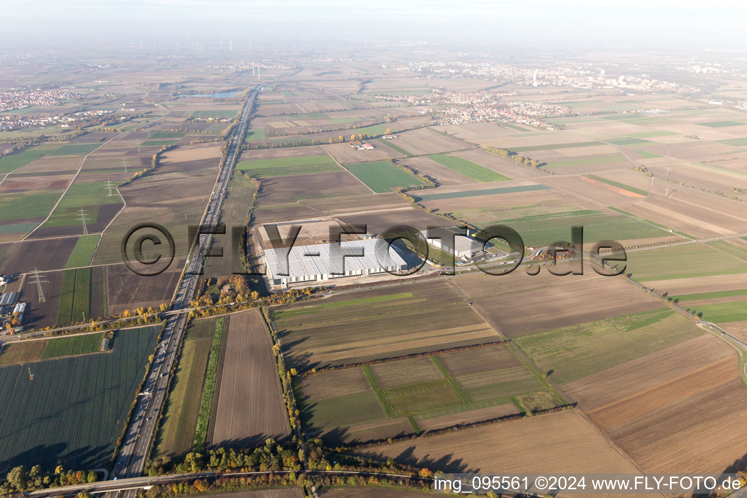 Photographie aérienne de Chantier pour la construction d'un nouveau complexe immobilier sur le site du centre logistique Inc. à le quartier Eppstein in Frankenthal dans le département Rhénanie-Palatinat, Allemagne