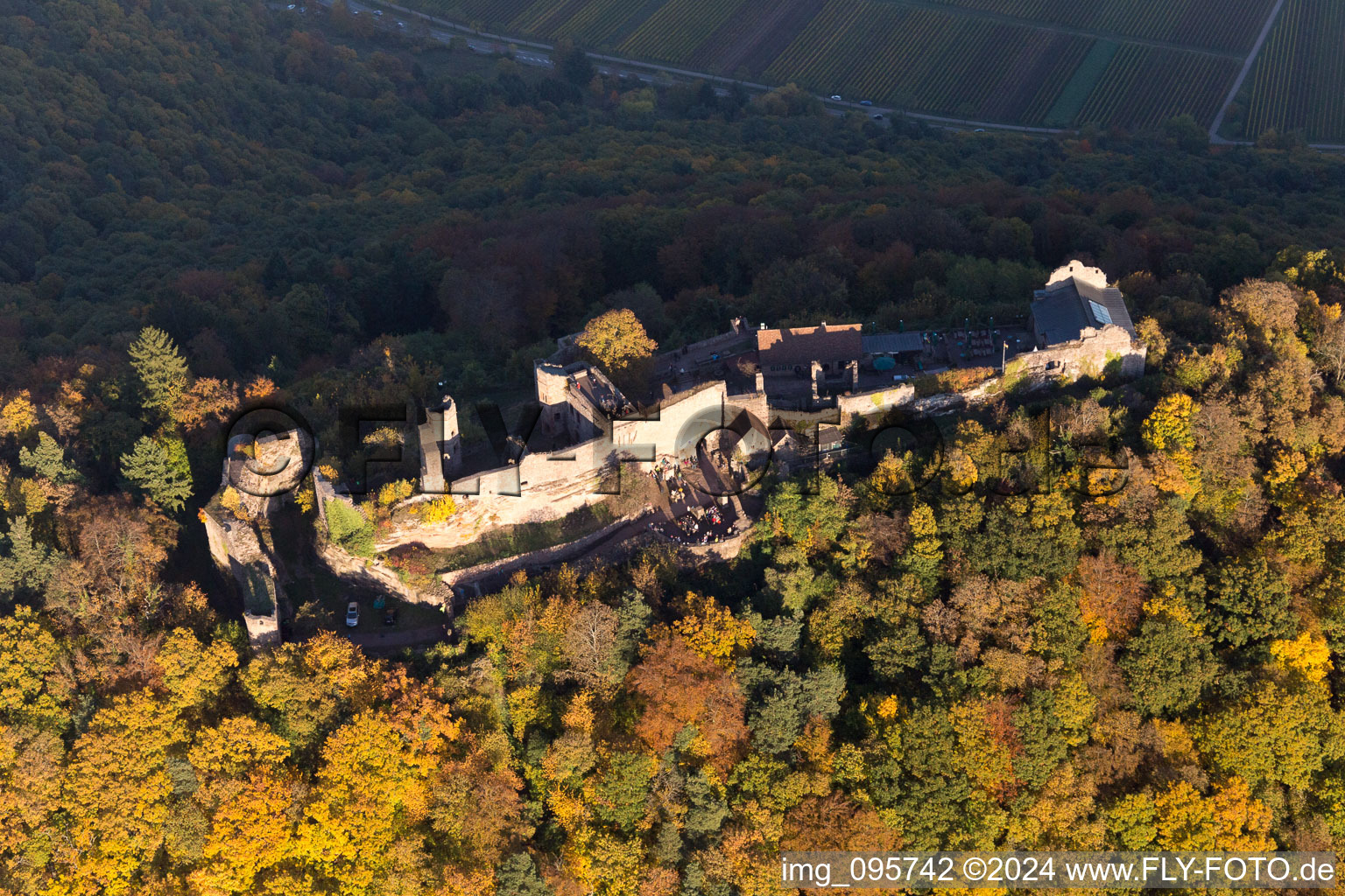 Enregistrement par drone de Madenbourg à Eschbach dans le département Rhénanie-Palatinat, Allemagne