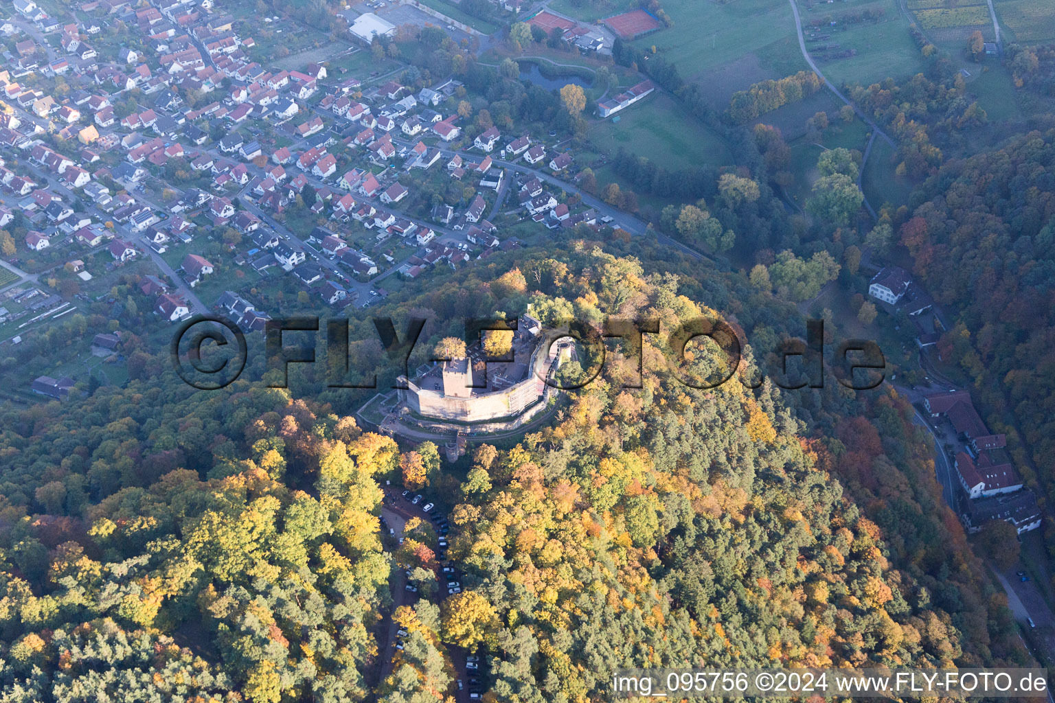 Vue oblique de Klingenmünster dans le département Rhénanie-Palatinat, Allemagne