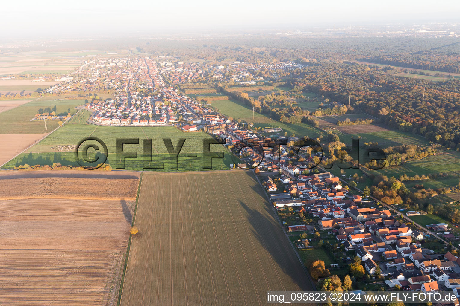 Enregistrement par drone de Sarrestr à Kandel dans le département Rhénanie-Palatinat, Allemagne