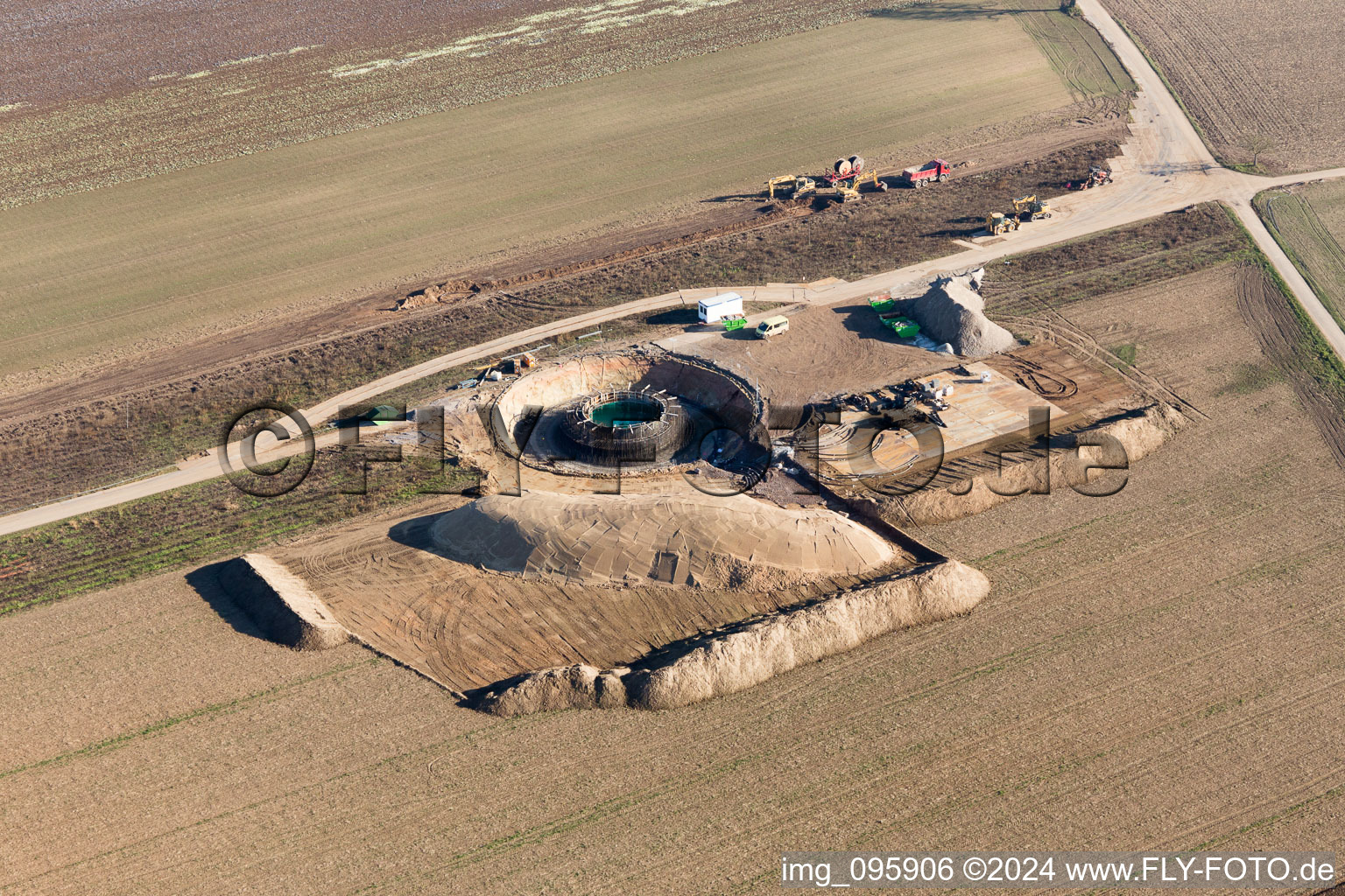 Vue oblique de Hatzenbühl dans le département Rhénanie-Palatinat, Allemagne