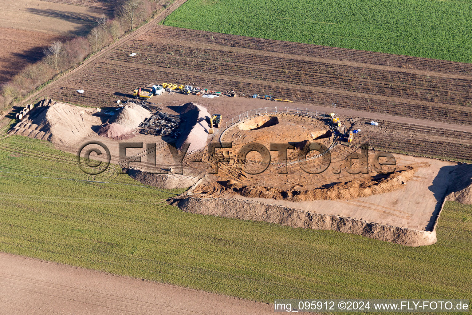 Hatzenbühl dans le département Rhénanie-Palatinat, Allemagne depuis l'avion