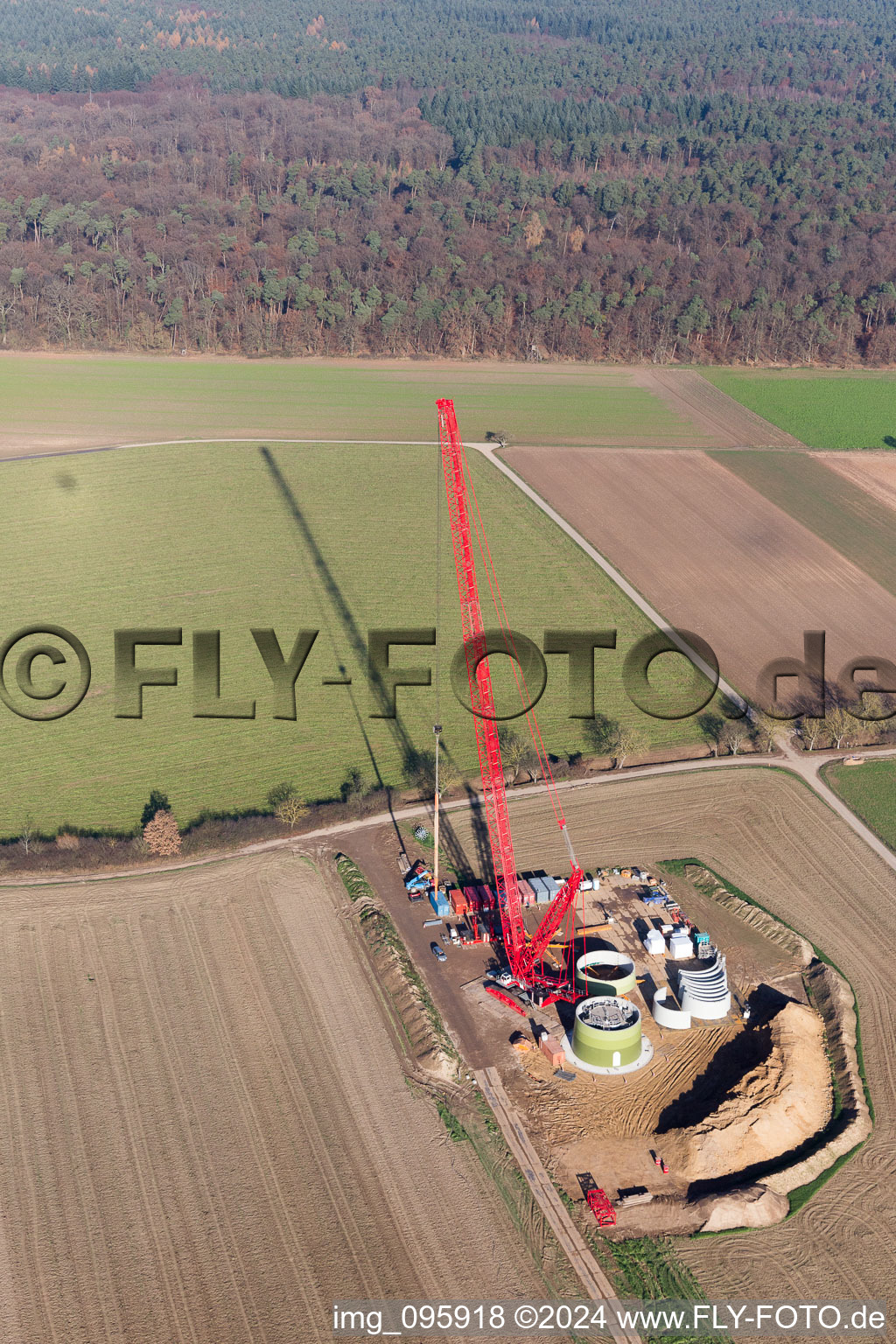 Hatzenbühl dans le département Rhénanie-Palatinat, Allemagne du point de vue du drone