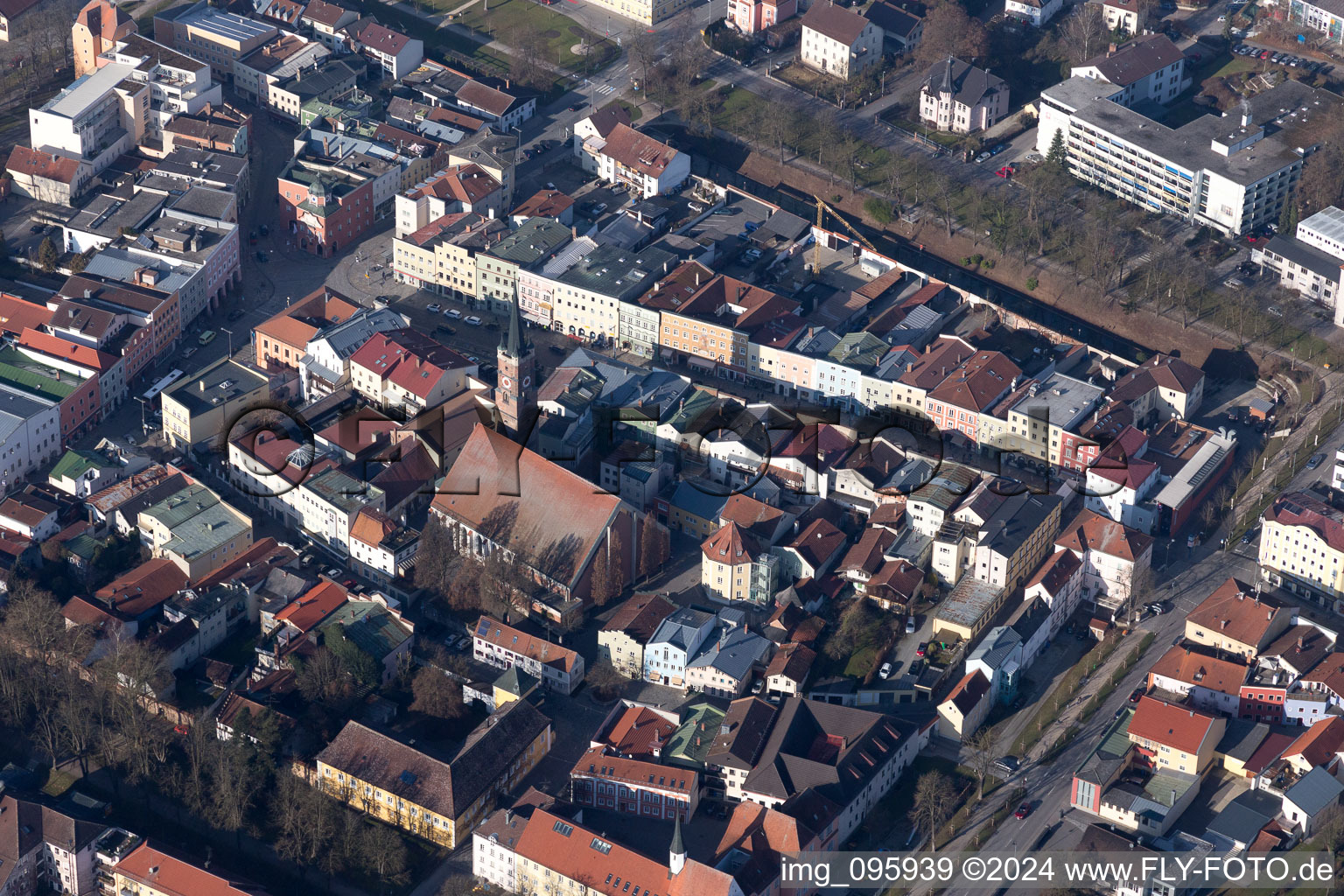 Pfarrkirchen dans le département Bavière, Allemagne depuis l'avion