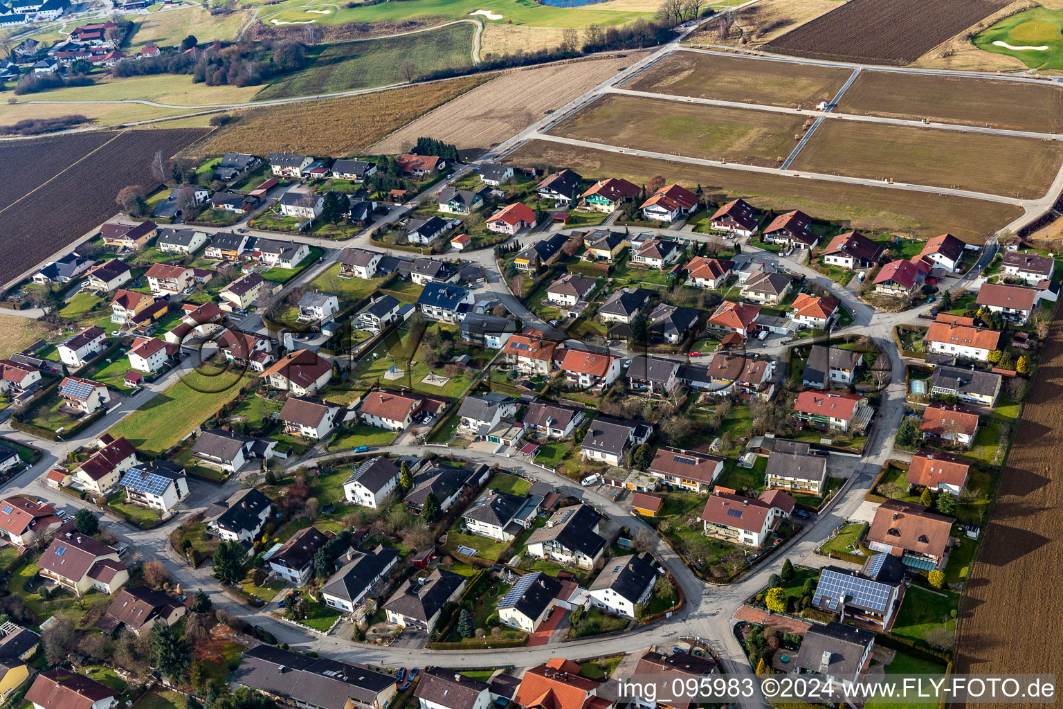 Photographie aérienne de Quartier Aunham in Bad Birnbach dans le département Bavière, Allemagne