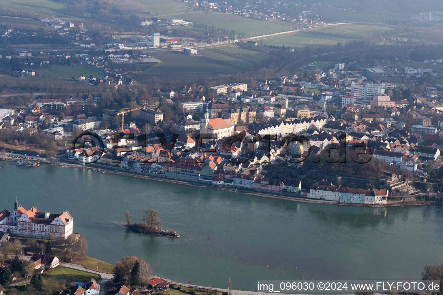 Vue aérienne de Schärding dans le département Haute-Autriche, L'Autriche