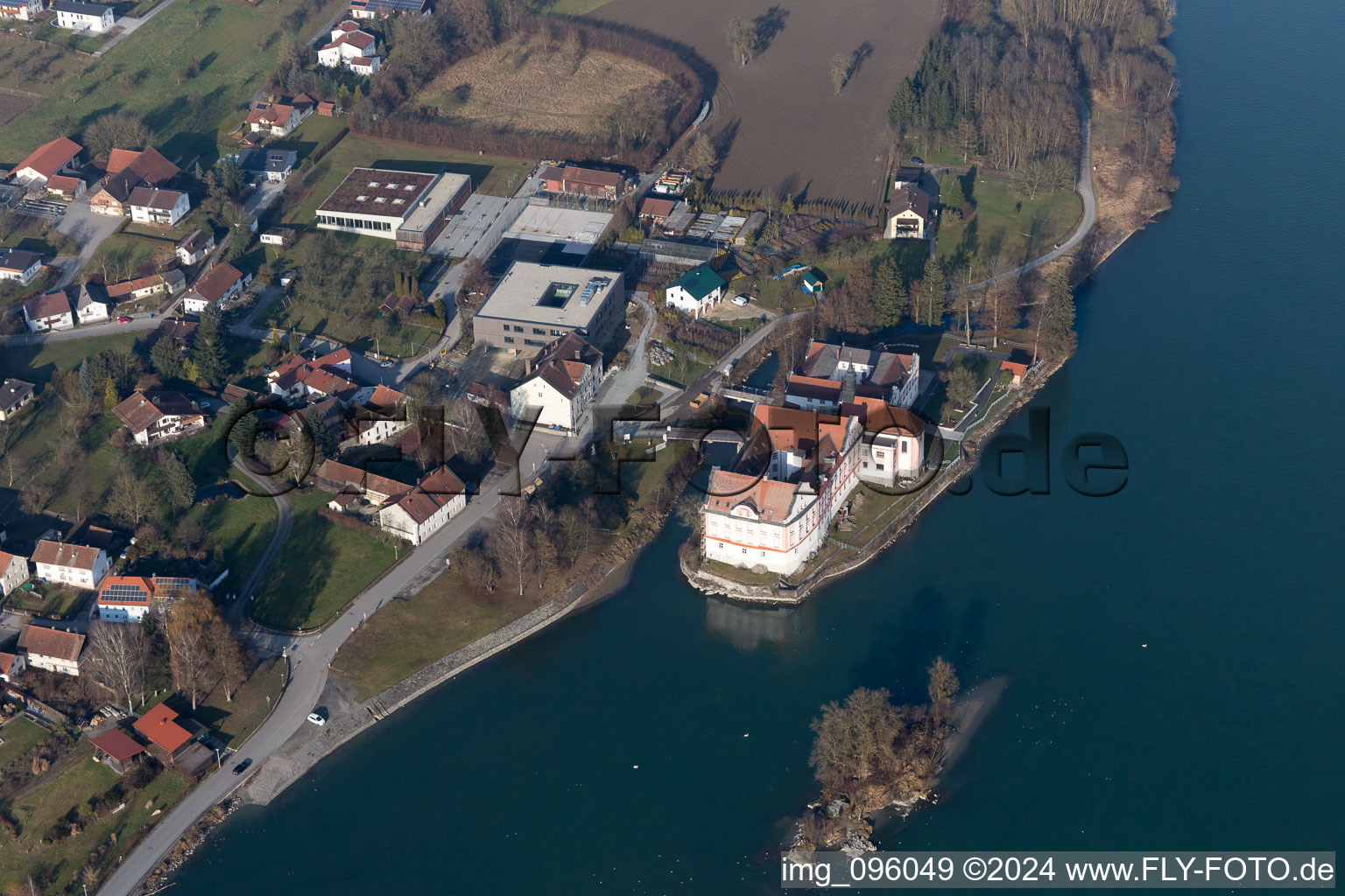 Neuhaus am Inn dans le département Bavière, Allemagne vue du ciel