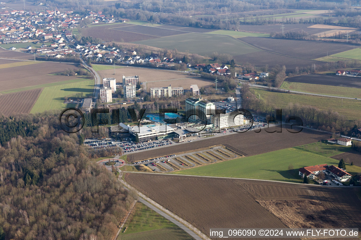 Vue aérienne de Bad Füssing dans le département Bavière, Allemagne