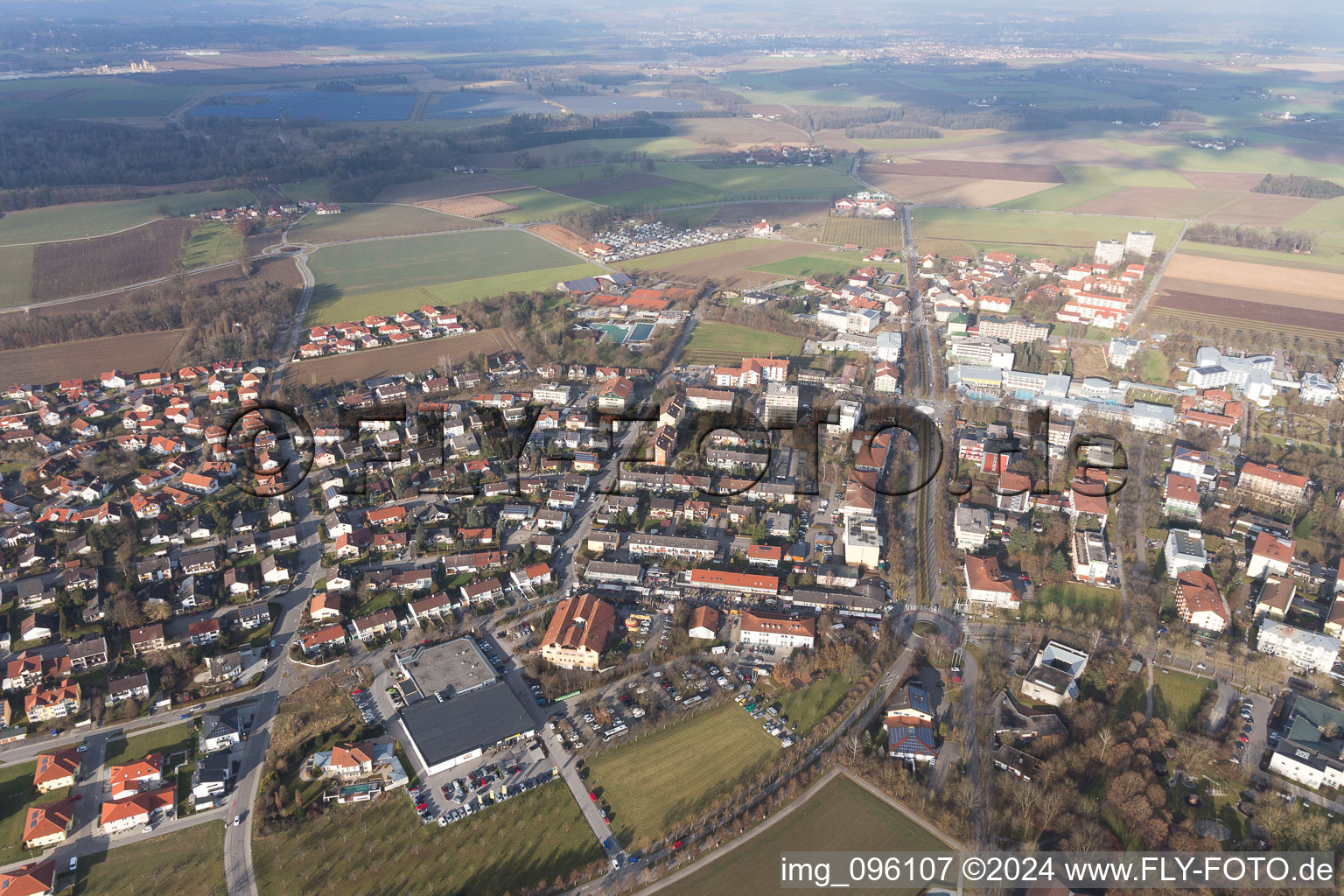 Vue aérienne de Bad Füssing dans le département Bavière, Allemagne