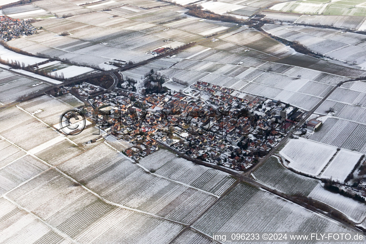 Vue aérienne de Walsheim dans le département Rhénanie-Palatinat, Allemagne