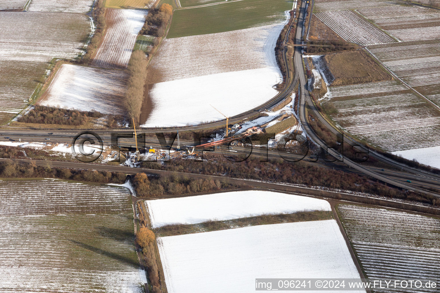 Vue aérienne de Chantier du nouveau pont de la sortie A65 Landau Nord à le quartier Dammheim in Landau in der Pfalz dans le département Rhénanie-Palatinat, Allemagne