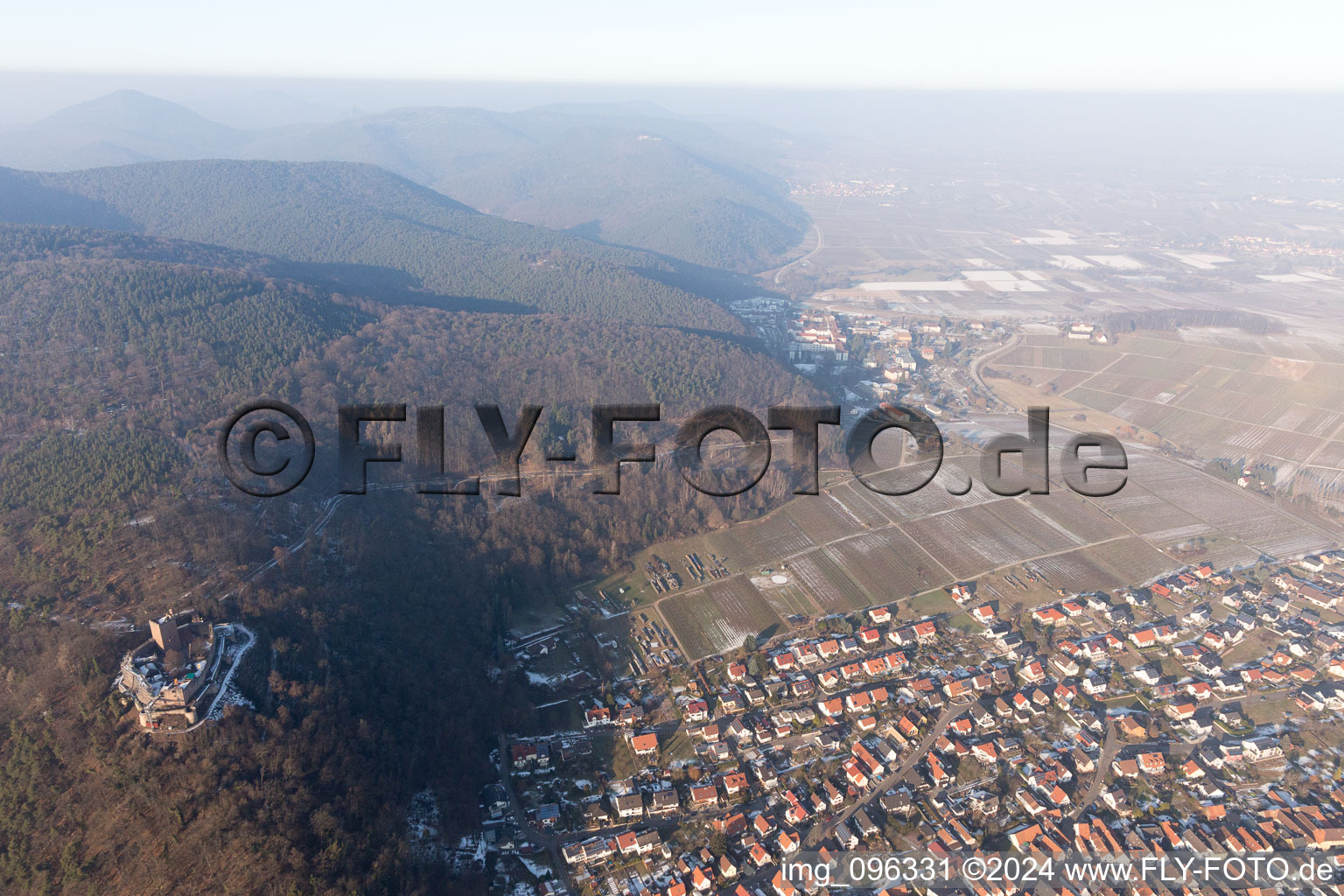 Klingenmünster dans le département Rhénanie-Palatinat, Allemagne vue d'en haut