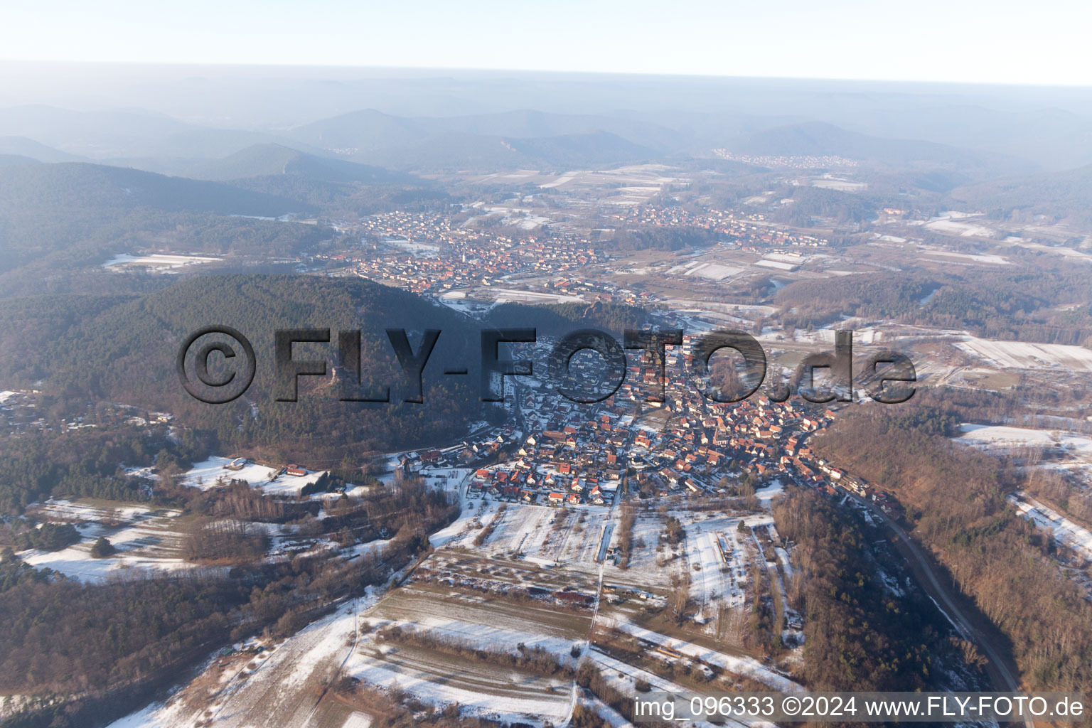 Silz dans le département Rhénanie-Palatinat, Allemagne vue d'en haut