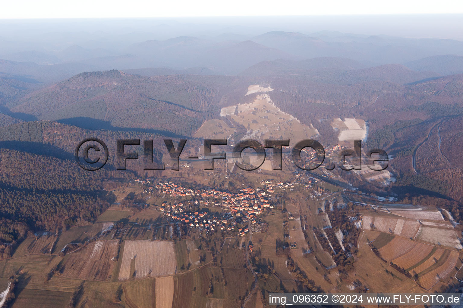 Photographie aérienne de Wingen dans le département Bas Rhin, France