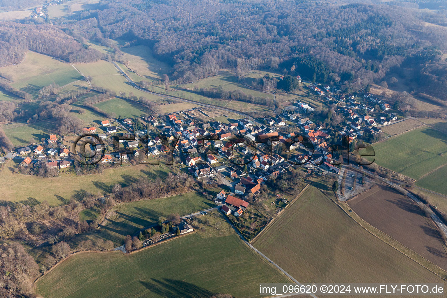 Vue aérienne de Quartier Lützelbach in Modautal dans le département Hesse, Allemagne