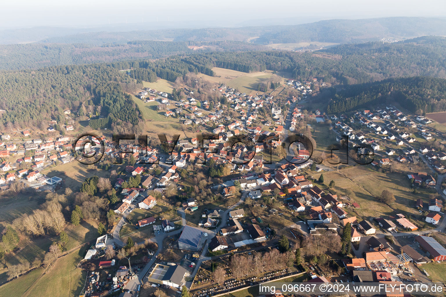 Vue aérienne de Quartier Hammelbach in Grasellenbach dans le département Hesse, Allemagne