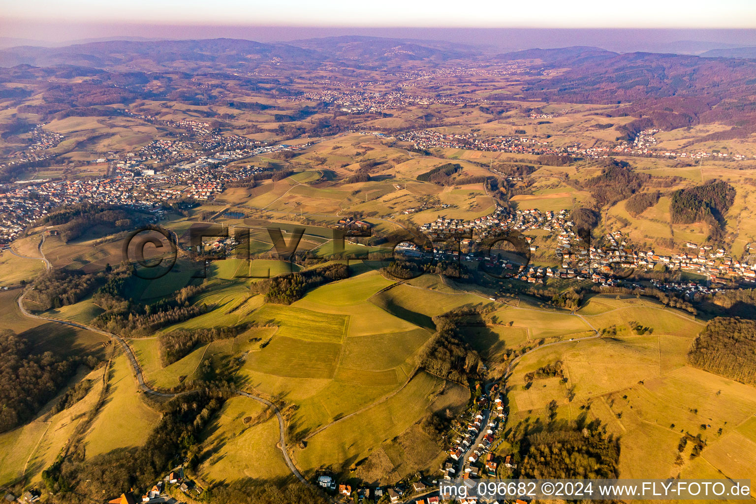 Vue aérienne de Mörlenbach dans le département Hesse, Allemagne