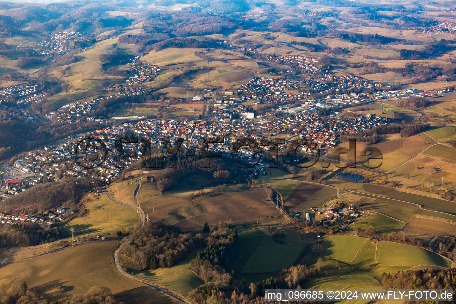 Vue aérienne de Mörlenbach dans le département Hesse, Allemagne