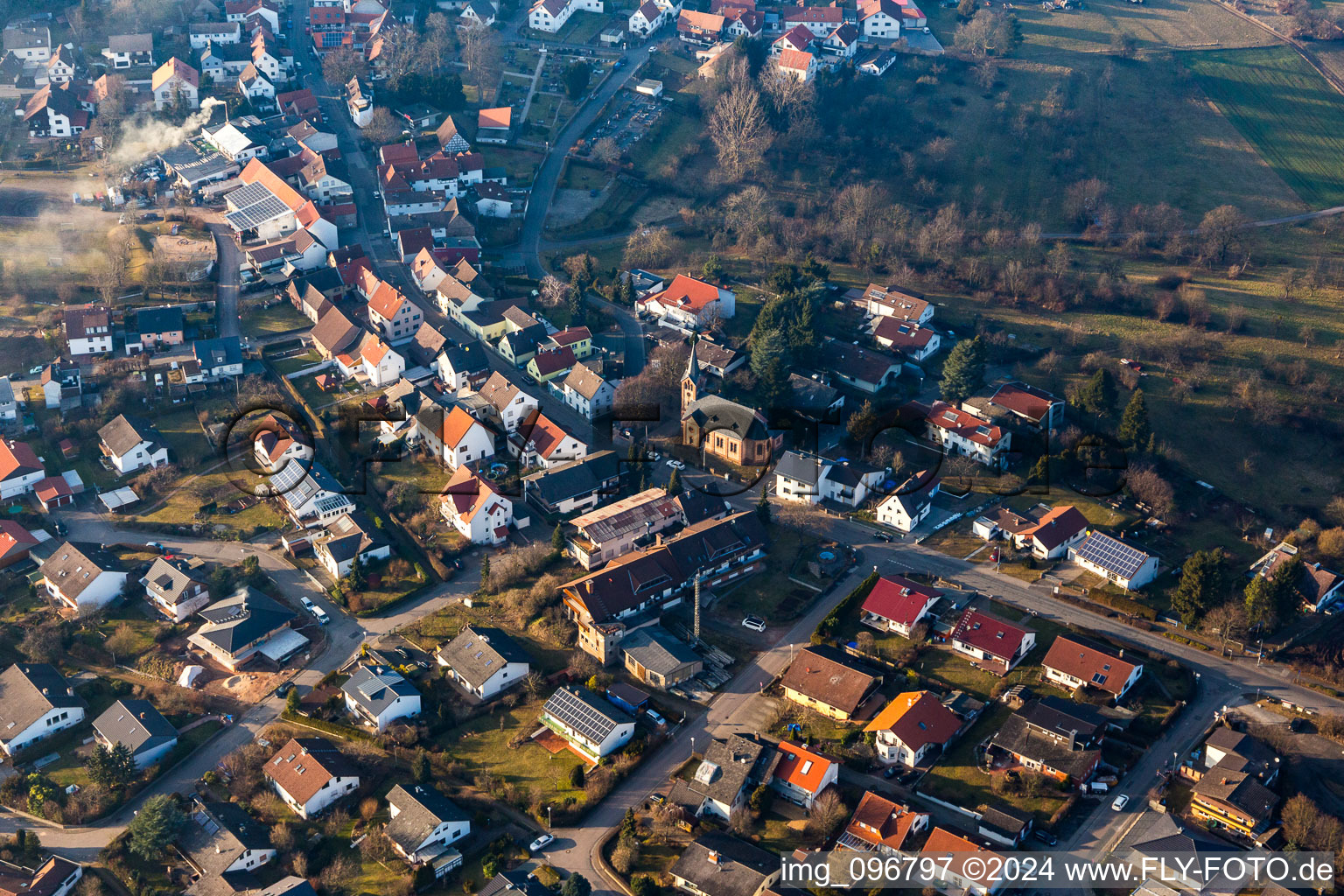 Vue aérienne de Odenwaldstr. à le quartier Hering in Otzberg dans le département Hesse, Allemagne