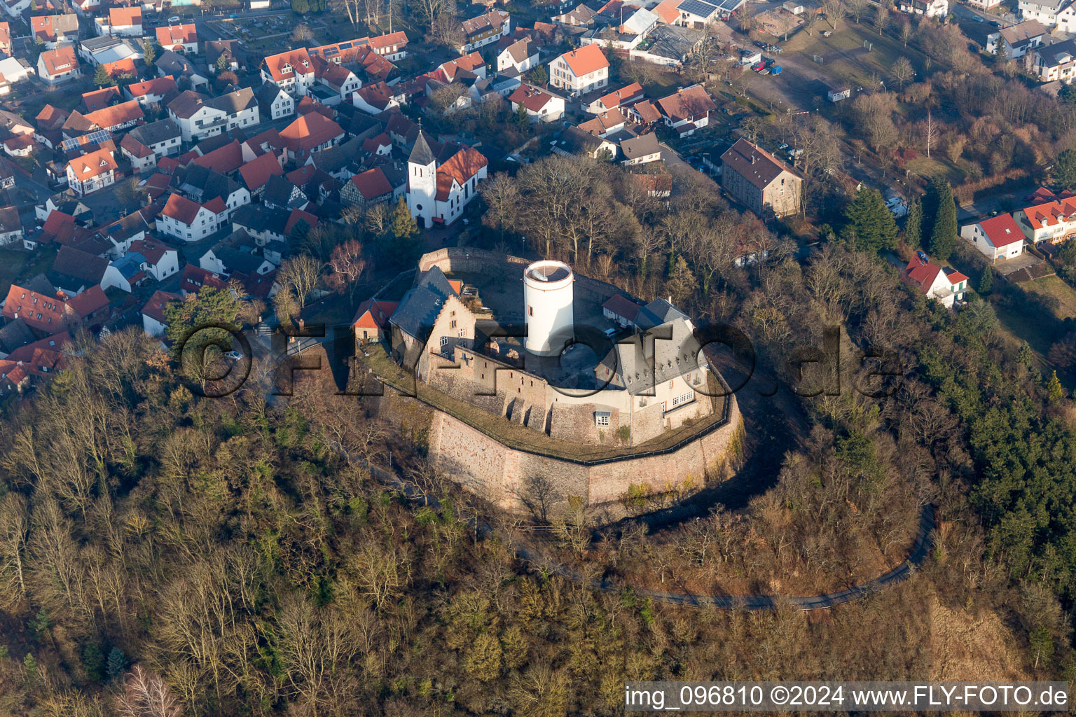 Photographie aérienne de Complexe du château du Musée Veste sur le Burgweg à le quartier Hering in Otzberg dans le département Hesse, Allemagne