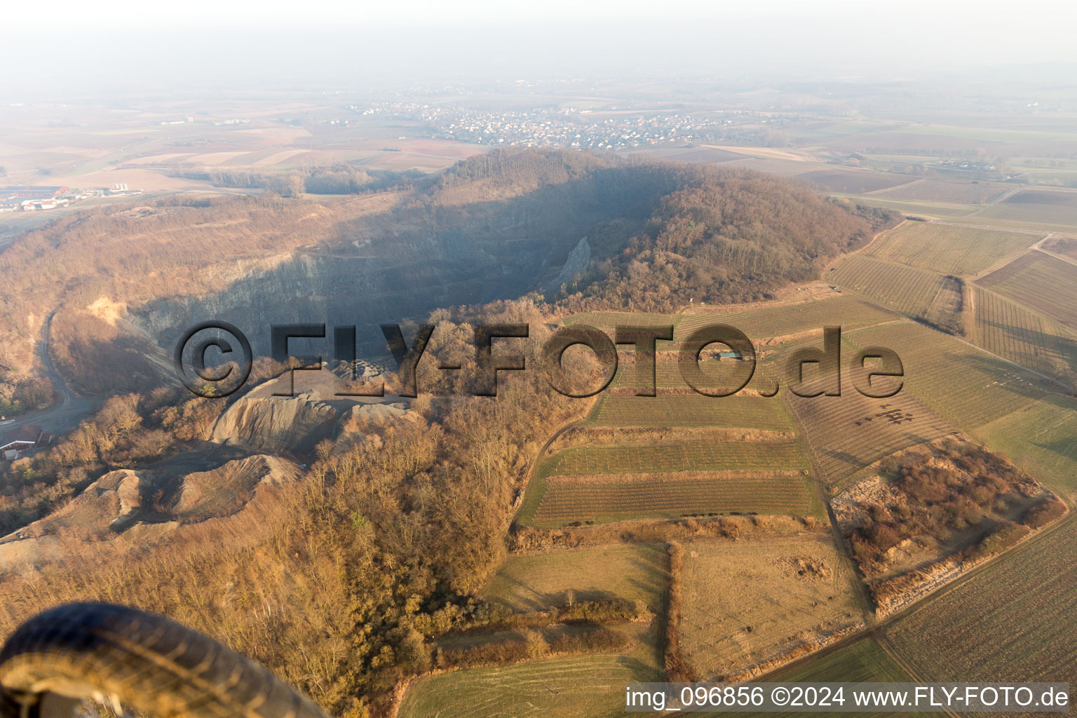 Vue oblique de Carrière à Roßdorf dans le département Hesse, Allemagne