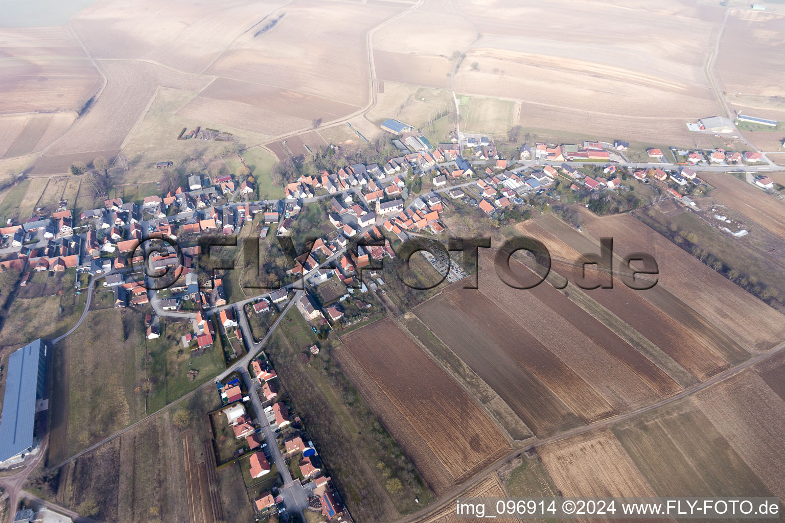 Siegen dans le département Bas Rhin, France du point de vue du drone